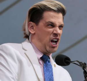 ‘Ex-gay’ Milo Yiannopoulos confirms he’s still gay and ‘ashamed’ of Trump support
